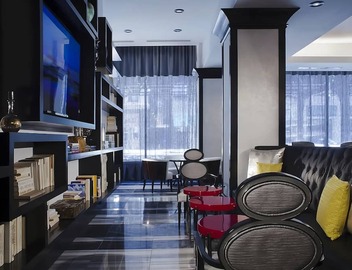 Experience the Heart of Chicago from a Cozy Suite 5