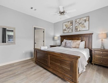 Luxurious Downton High Floor 2 br 2 bth Condo-#54 3