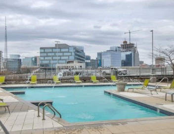 Luxurious Downton High Floor 2 br 2 bth Condo-#54 5