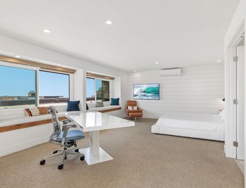 Torrey View Hideaway - Pet-Friendly Del Mar Rental with Ocean Views & A/C 5