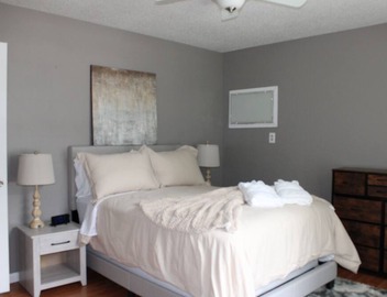 Sunny/Cozy Home w/Garage and Deck. Minutes from Everything, Family-friendly 4
