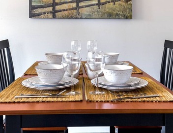 Charming 1BR Farmhouse + Near DTLA #TravelSGV 4