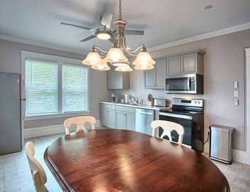 Suites on Seneca - Beautiful 1 Bedroom Apartment 5