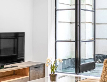 Modern 2-Bedroom in the Heart of Holborn 3