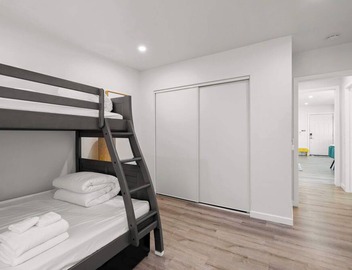 Luxury Escape w/Private Balcony & Free Parking #3 4