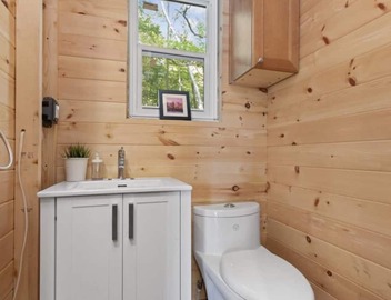 Cozy Georgian Bay Cottage 4