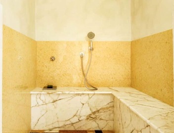 Ghetto Luxury Design Apartment 5