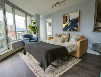 Downtown King Suite-Surround Views-Pool/Gym/Parkng 2