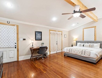 "Life of Riley" 3bd/3ba Irish Channel Home! 3