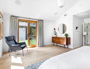 Designer Mar Vista Mid-Century Oasis with Pool + Hot Tub 4BR/4Bath 2