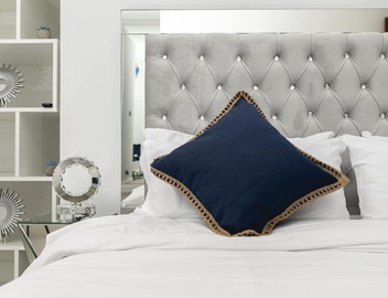 Luxury Chelsea Duplex | 3BR | Sleeps 10 | Near Tube 3