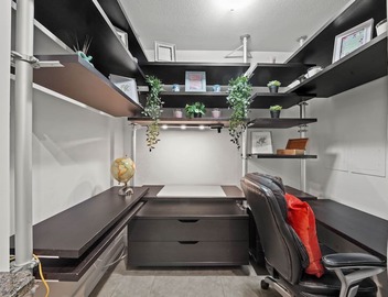 Urban Oasis! Sleeps 4/Big Private Patio/Fast Wifi 4