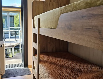 Stylish, Brand-new Houseboat in Monnickendam, Near Amsterdam 2
