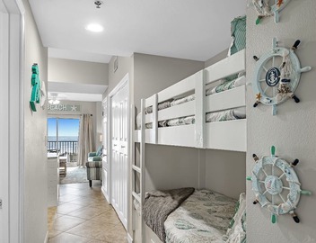 Direct Beach Front. Indoor & Outdoor pools. Hot Tub. Sauna. Orange Beach. 3