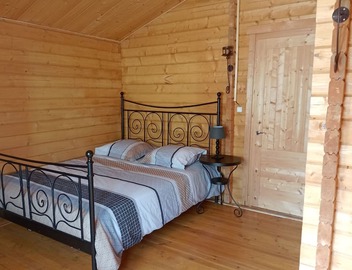 The Chalet in the countryside at the gates of Paris 2