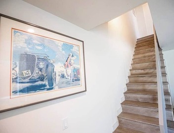*NEW 2BR DESIGNER TOWNHOUSE WALK 2 UNIVERSAL!* 3