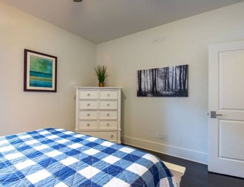 Walk The Downtown Village of Winter Park! 5