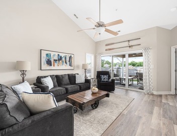 Makin’ Memories at Lake Escape, Lake view, Pool - Lake Norman Vacation Rental 5