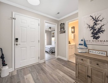 Makin’ Memories at Lake Escape, Lake view, Pool - Lake Norman Vacation Rental 5