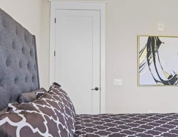 Reluxme | Uptown-High Rise w/Stunning Views 2