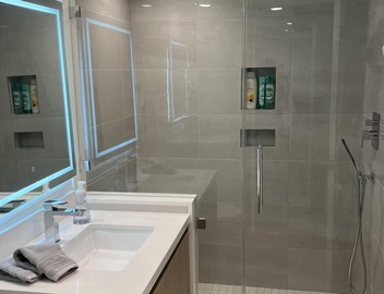 *New* Beautiful Beverly Hills Condo w/parking 3