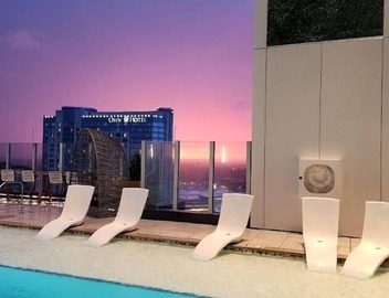 Atlanta | Downtown Escape | Pool & City Access 3