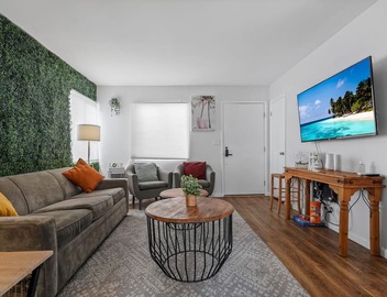 Calypso Breeze, Hot Tub, Fire Pit, Games, 2 King Bed, 1 Minute Walk to the Beach 3