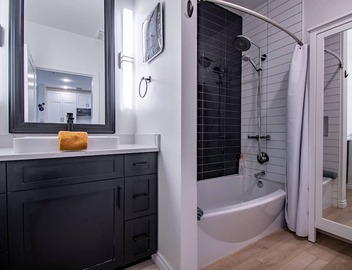 Stylish Condo in the Heart of Seattle! 5