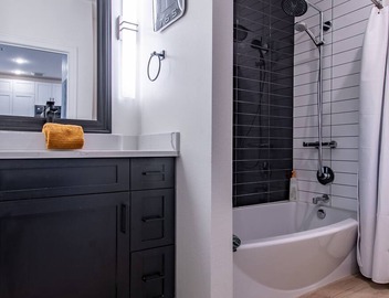 Stylish Condo in the Heart of Seattle! 3