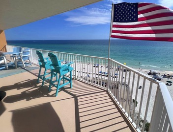 Tina's Treasure Island Luxury Beach Condo-3BR 6th Flr-Free Beach Chairs/Umbrella 2