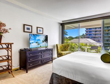 The Whaler Resort: Suite 319~Enjoy Stunning Center Courtyard & Ocean Views 3