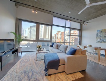 Spacious Loft in Trendy Gulch Neighborhood! 4