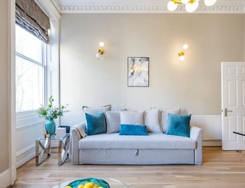 Elegant 3BR Apartment near Hyde Park, Central London 3