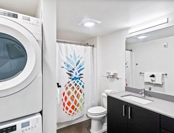 Elegant design meets optimal location amid the natural beauty of Downtown Redmond. 5