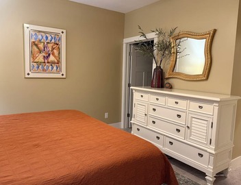 Traverse City, West side of downtown, Sleeps 6, Slabtown area 2