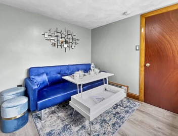 Suite at House of L: Near Boston, Hospitals & Casino – Fast WiFi, Driveway 5