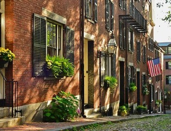 Suite at House of L: Near Boston, Hospitals & Casino – Fast WiFi, Driveway 4