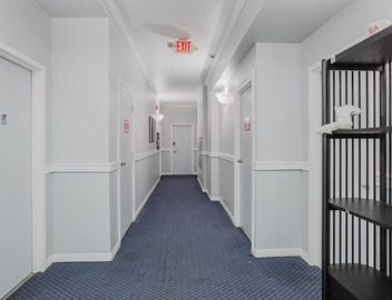 Smart Dupont Circle 1BR nr. U Street, Metro & Glen’s Mkt, by Blueground 4