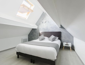 Voyage-Apartment-Luxury-Private Bathroom-City view 2