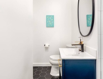 Modern Studio | 10min to LAX & SoFi + Patio & WiFi 3