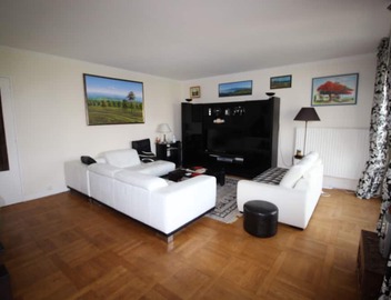 XL apartment for 6 + 3 Bedrooms, 2 BR with a view on PARIS 4