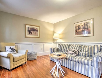 Inviting Salem Apartment Near Waterfront & Museums 3