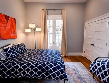 Governors Apartment Across from French Quarter Historic Getaways 4