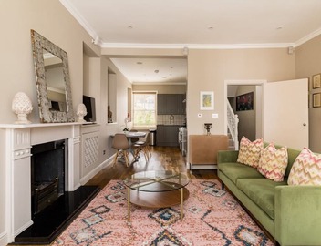 Green & Leafy – 2 Bedroom in Clapham 4