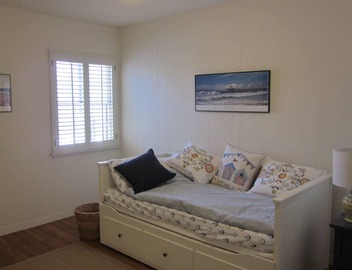 Gas Lamp Section Beach Cottage 3