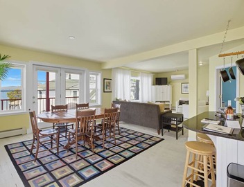 Crystal View, Suite 3 3