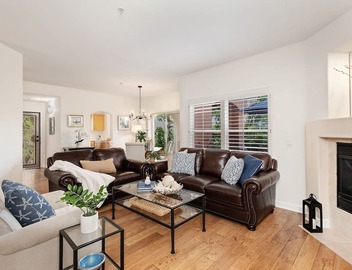 Bright and Charming Condo with Beautiful Terrace 2