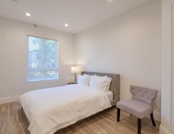 Elegant Chic City Views Beverly Hills Adjacent Condo. 3
