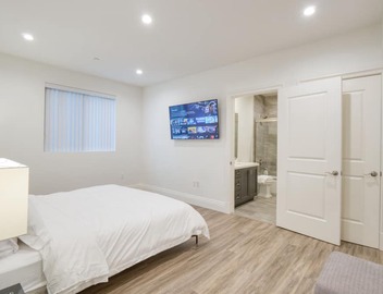 Elegant Chic City Views Beverly Hills Adjacent Condo. 3