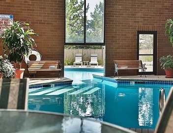 One Room | Two Queen Beds | Breakfast Included 5